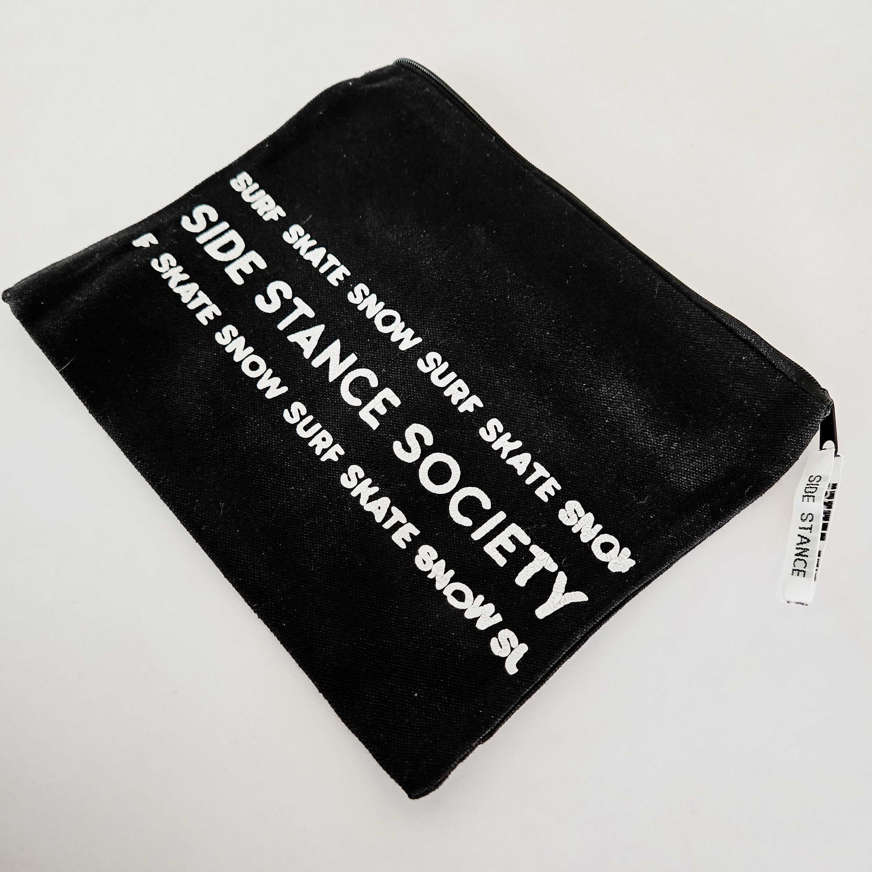 Day Tripper Travel Kit in Black